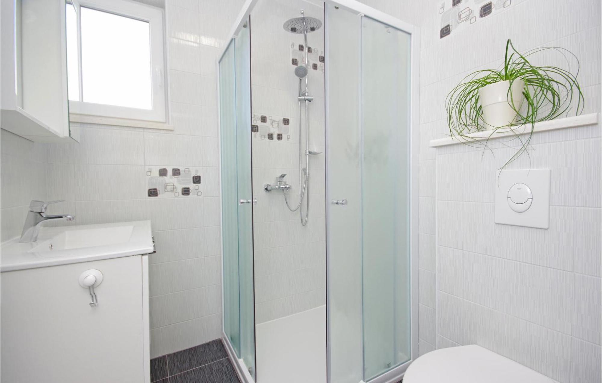 Awesome Home In Drvenik With Wifi Exterior photo